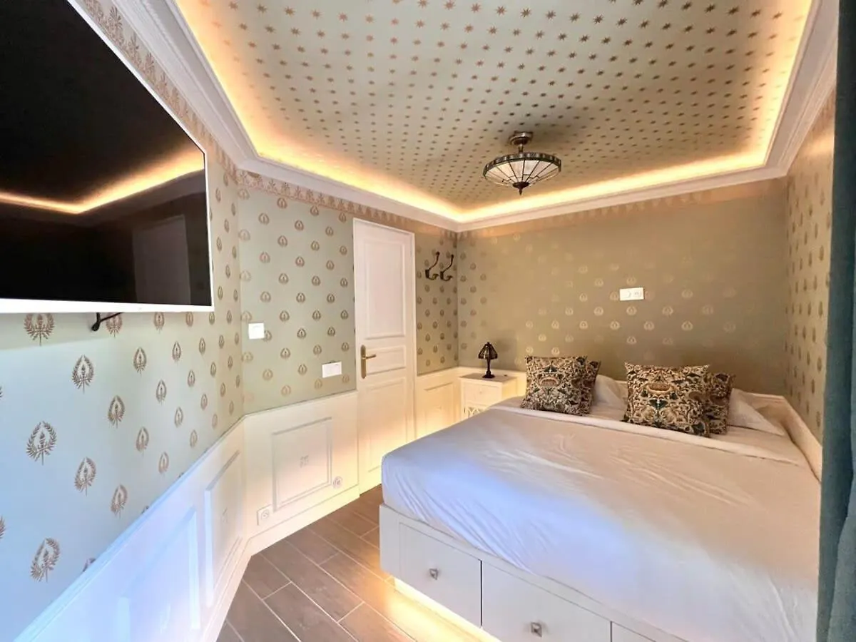 Appartement Prestige A Deux Pas De Montparnasse 6P contacts
